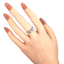 画像をギャラリービューアに読み込む, Pt900<br />ダイヤモンドリング