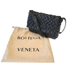 画像をギャラリービューアに読み込む, Bottega Veneta<br >ランプル メッセンジャーバッグ