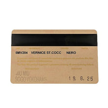 画像をギャラリービューアに読み込む, MIUMIU<br >二つ折り財布