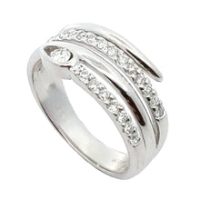 画像をギャラリービューアに読み込む, K18WG<br />ダイヤモンドスネークリング