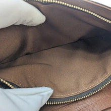 画像をギャラリービューアに読み込む, Louis Vuitton<br >ウォレット オン チェーン・アイビー