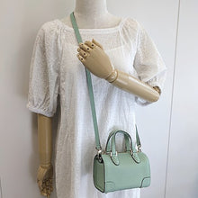 画像をギャラリービューアに読み込む, Valextra<br >バビラ マイクロ