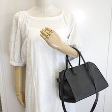 画像をギャラリービューアに読み込む, THE ROW<br >ソフトマルゴー10