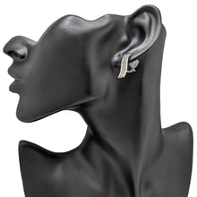 画像をギャラリービューアに読み込む, K18WG<br />ダイヤモンドスクエアウェーブイヤリング