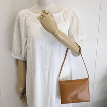 画像をギャラリービューアに読み込む, MARNI<br >ショルダーバッグ