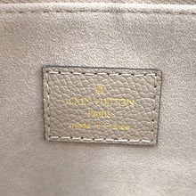 画像をギャラリービューアに読み込む, Louis Vuitton<br >オンザゴーPM