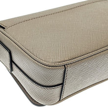 画像をギャラリービューアに読み込む, PRADA<br >ショルダーバッグ