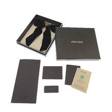 画像をギャラリービューアに読み込む, PRADA<br >ベルベット ヘアクリップ