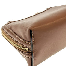 画像をギャラリービューアに読み込む, CELINE<br >チェーン付きクラッチ キュイル トリオンフ