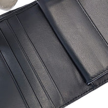 画像をギャラリービューアに読み込む, MIUMIU<br >二つ折り財布