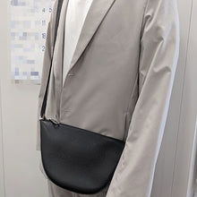 画像をギャラリービューアに読み込む, FENDI<br >メロン スモール