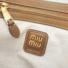 画像をギャラリービューアに読み込む, MIUMIU<br >Ivy レザーバッグ