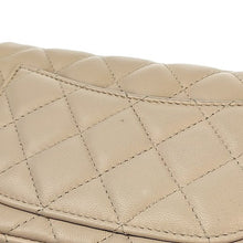 画像をギャラリービューアに読み込む, CHANEL<br >ミニフラップバッグ