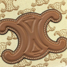 画像をギャラリービューアに読み込む, CELINE<br >チェーン付きクラッチ キュイル トリオンフ