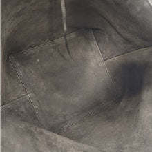 画像をギャラリービューアに読み込む, THE ROW<br >Park Tote Three