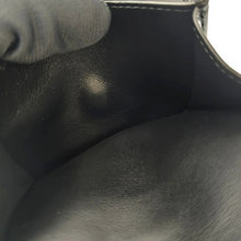 画像をギャラリービューアに読み込む, CELINE<br >スモール フラップウォレット トリオンフ