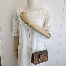 画像をギャラリービューアに読み込む, Louis Vuitton<br >ポルトフォイユ・ドーフィーヌ