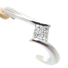 画像をギャラリービューアに読み込む, K18WG<br />ダイヤモンドピアス