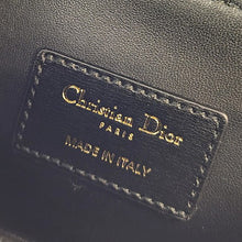 画像をギャラリービューアに読み込む, Christian Dior<br >30モンテーニュ アベニュー トップハンドルバッグ スモール