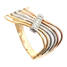 画像をギャラリービューアに読み込む, K18/Pt900<br />ダイヤモンドスリーカラーウェーブリング