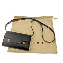 画像をギャラリービューアに読み込む, MARNI<br >トランカルー クラッチバッグ