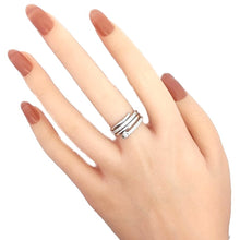 画像をギャラリービューアに読み込む, K18WG<br />ダイヤモンドスネークリング