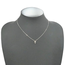 画像をギャラリービューアに読み込む, Pt850<br />ダイヤモンドクロスネックレス