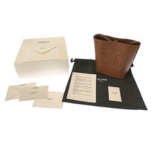 画像をギャラリービューアに読み込む, CELINE<br >スモール バケット キュイル トリオンフ