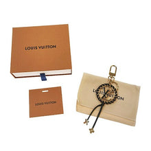 画像をギャラリービューアに読み込む, Louis Vuitton<br >ポルトクレ・ベリー