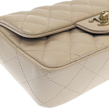 画像をギャラリービューアに読み込む, CHANEL<br >ミニフラップバッグ