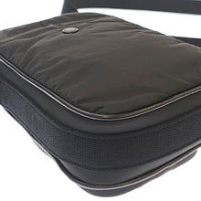 画像をギャラリービューアに読み込む, SAINT LAURENT<br >ショルダーバッグ