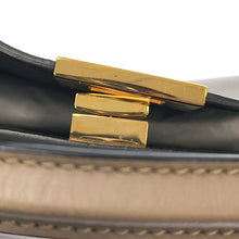 画像をギャラリービューアに読み込む, FENDI<br >ピーカブー アイコニック エッセンシャリー