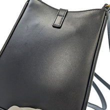 画像をギャラリービューアに読み込む, SAINT LAURENT<br >ミニバーティカル レザー ショルダーバッグ