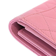 画像をギャラリービューアに読み込む, CHANEL<br >ミディアム フラップウォレット