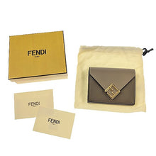 画像をギャラリービューアに読み込む, FENDI<br >FFダイヤモンド財布