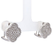 画像をギャラリービューアに読み込む, K18WG<br />ダイヤモンドフラワーピアス