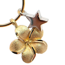 画像をギャラリービューアに読み込む, K18<br />loveロゴ×チャーム付きピアス