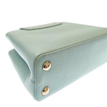 画像をギャラリービューアに読み込む, Louis Vuitton<br >カプシーヌBB