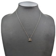 画像をギャラリービューアに読み込む, K18WG<br />ダイヤモンドバットネックレス