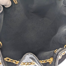 画像をギャラリービューアに読み込む, Louis Vuitton<br >LV バンドル