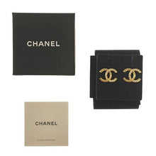 画像をギャラリービューアに読み込む, CHANEL<br >ココマーク ピアス