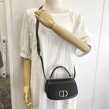 画像をギャラリービューアに読み込む, Christian Dior<br >30モンテーニュ アベニュー トップハンドルバッグ スモール