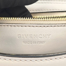画像をギャラリービューアに読み込む, GIVENCHY<br >ミスティック 2WAYバッグ