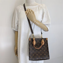 画像をギャラリービューアに読み込む, Louis Vuitton<br >サックプラBB