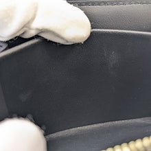 画像をギャラリービューアに読み込む, Louis Vuitton<br >ポルトフォイユ・ルー