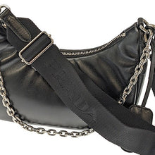 画像をギャラリービューアに読み込む, PRADA<br >Re-Edition 2005 パデッドナッパレザー ショルダーバッグ