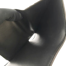 画像をギャラリービューアに読み込む, CELINE<br >スモール フラップウォレット トリオンフ