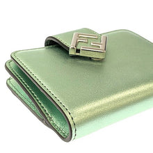 画像をギャラリービューアに読み込む, FENDI<br >二つ折りウォレット