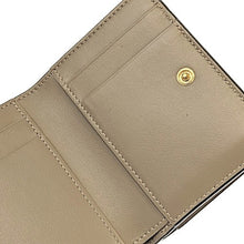 画像をギャラリービューアに読み込む, FENDI<br >FFダイヤモンド財布