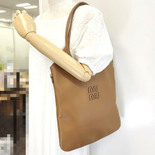 画像をギャラリービューアに読み込む, MIUMIU<br >Ivy レザーバッグ